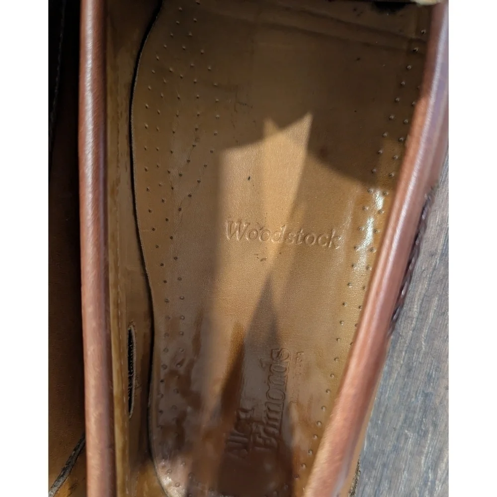 Allen Edmonds Woodstock Tassel Loafers Size 9